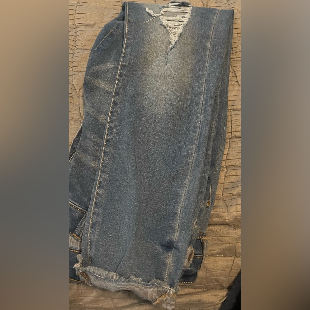 a.n.a Distressed Denim Skinny Jegging - Picture 2 of 3